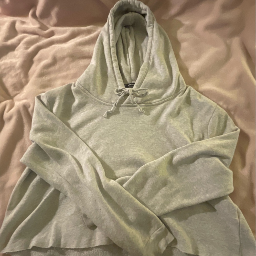 brandy melville grey cropped hoodie, size small